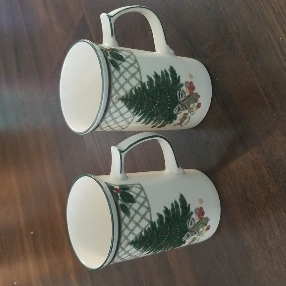 Pair of Mikasa Christmas mugs